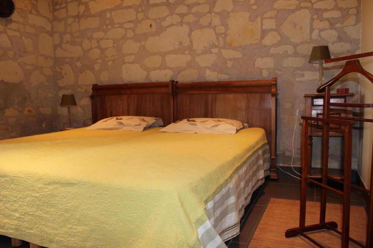 Charcé-Saint-Ellier-sur-Aubance Logis De La Pichonniere Bed & Breakfast エクステリア 写真